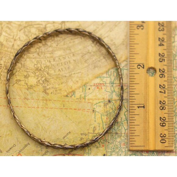 Vintage Silver Tone Bangle Bracelet 8 Inches by Alpaca i29 - Picture 4 of 4